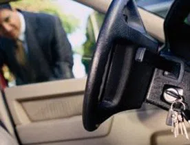 Security Locksmith Services Orlando, FL 407-552-4022 - 19-Locked-keys-in-car